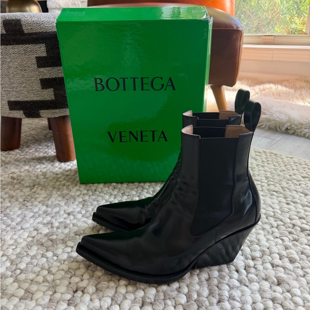 Bottega Veneta Kyoto Boots Black Brush with box size 40.5